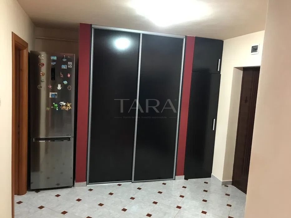 2 Camere Decomandat 65 mp cu Parcare Inclusă Aproape de Cluj - Poză 3