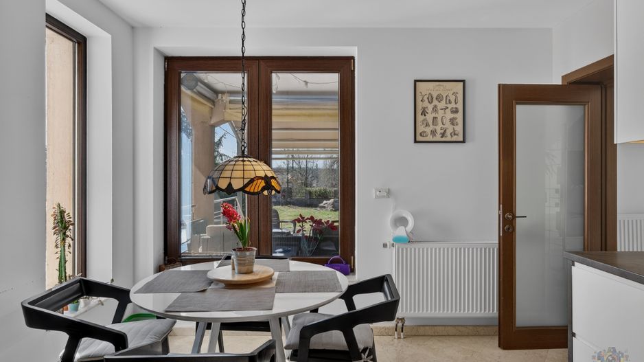 Vila cu design spectaculos, tehnologie smart & lifestyle complet - Poză 21