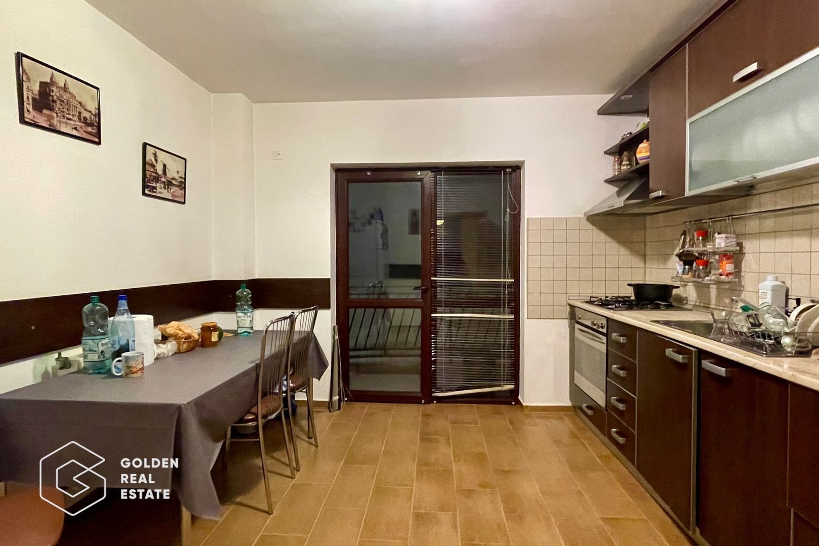 Casă generoasă pentru activități comerciale- Calea Vitan - Poză 17