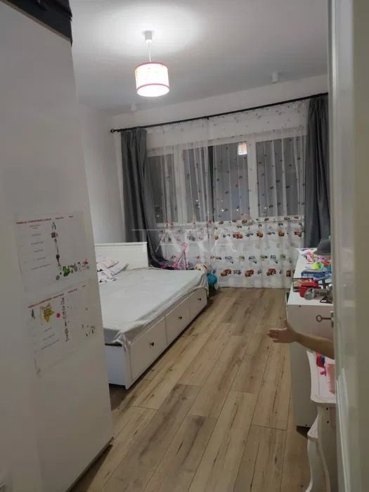 Oferim spre vânzare apartament cu 3 camere situat în Dâmbul Rotund. - Poză 4