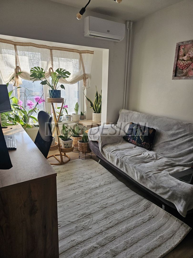 Apartament 4 camere Soarelui etaj 2 - Poză 3