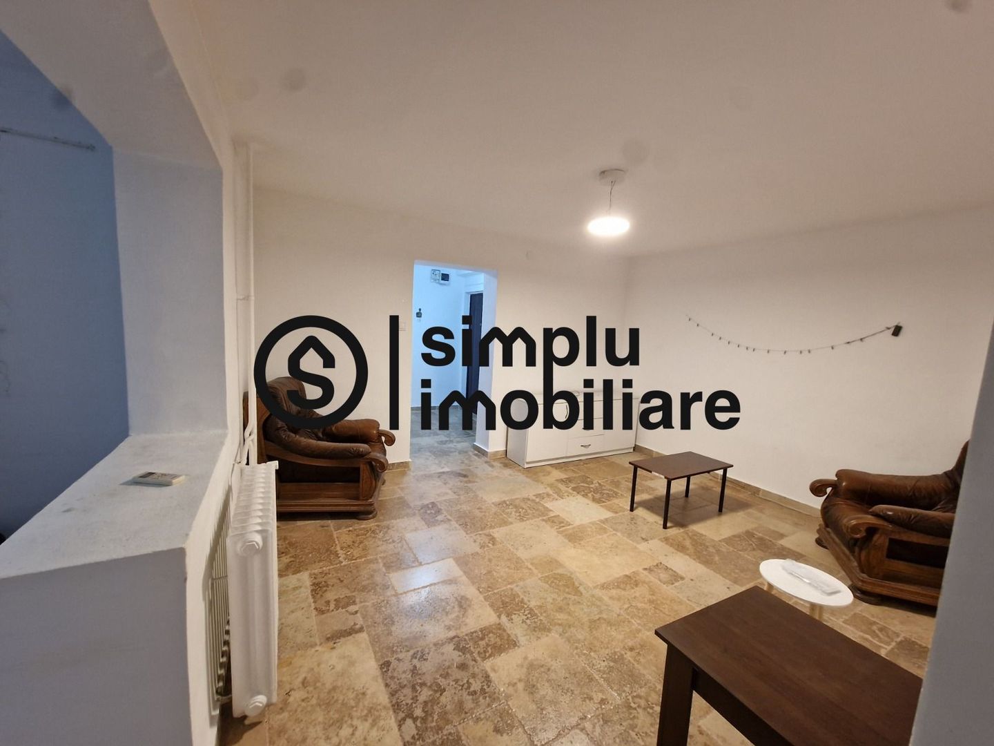 3 semidecomandate, p/4, 1 Mai (Insula)  - 440 Euro - Poză 3