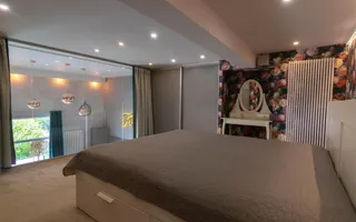 ?** Apartament superb pe doua niveluri Ultrafinisat Semicentral ** - Poză 29