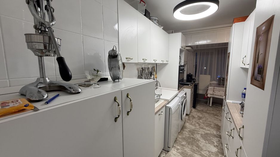 Ap 3 cam 90 mp -cu balcon - et 1- mobilat/utilat-langa Mega Mall - Poză 11