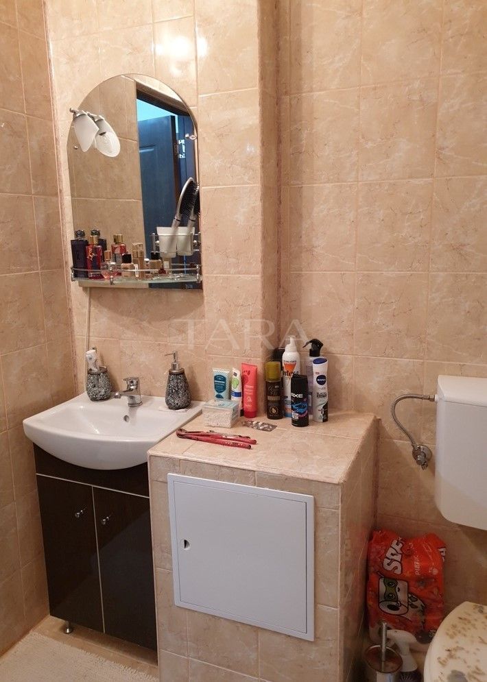 Apartament cu 3 camere de vanzare in Floresti, zona Profi - Poză 6