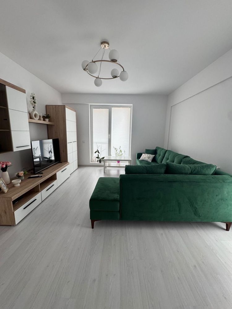 Apartament 3 camere - Poză 1