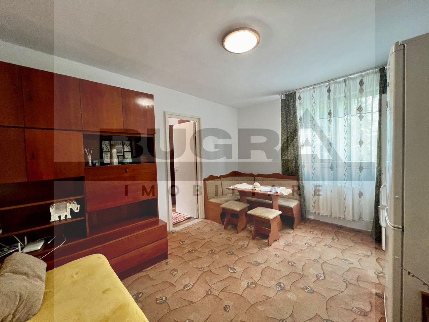 Apartament de 2 camere, 32mp, etaj, intermediar, zona Diana - Poză 3