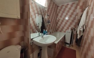 Apartament | 4 camere  | 94 mp | etaj intermediar | zona Farmec - Poză 11