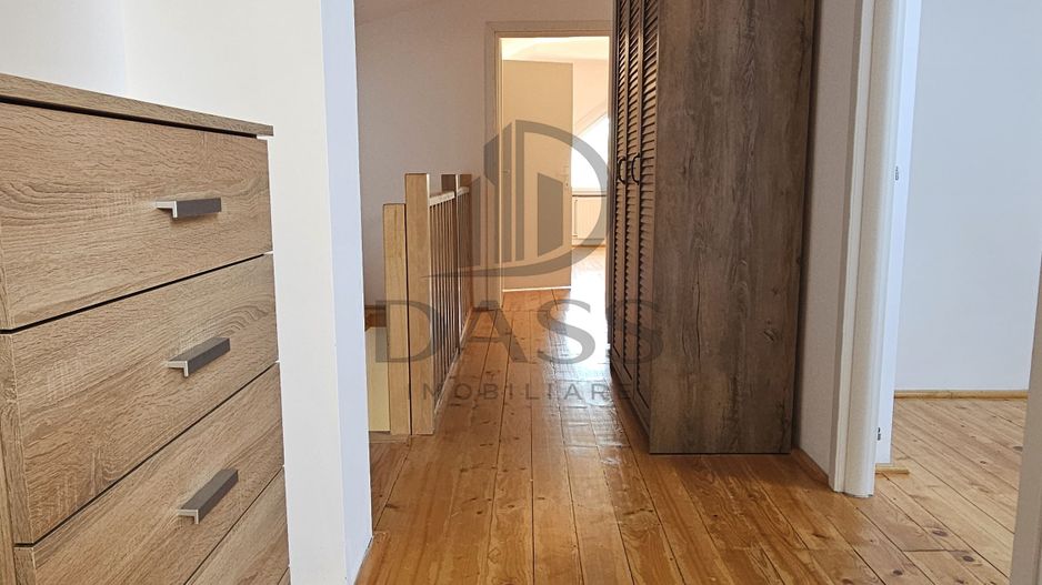 Apartament de inchiriat 6 camere 179 mp Etaj 2 + mansardă - Poză 15
