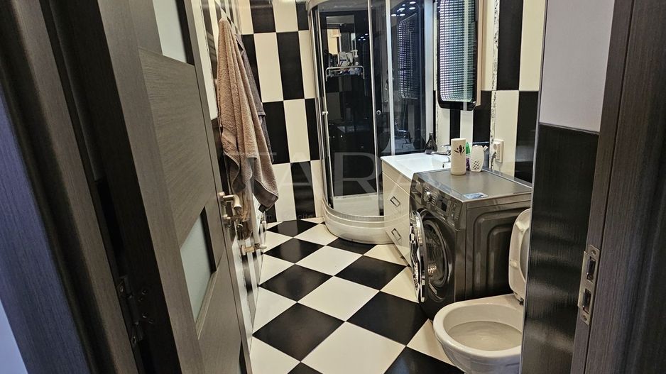 Apartament cu 2 camere si parcare parcare in fata blocului - Poză 4