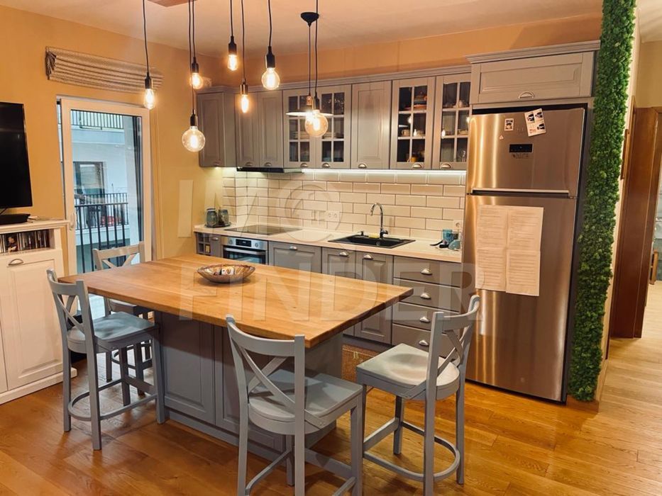 Vanzare apartament 3 camere Europa, 90 mp, ultrafinisat, etaj 1 - Poză 1