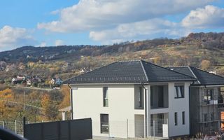 Casa 4 camere cu priveliste superba, Cisnădie - Poză 2