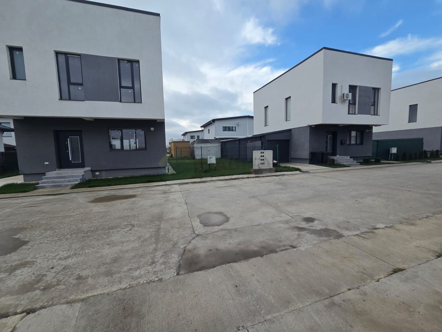 Casă tip 3 – Ivonco Residential, Tunari, Str. Orientului - Poză 3