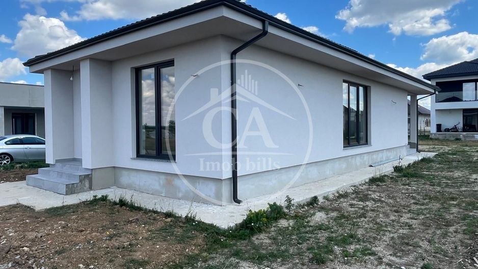 Casă de vânzare cu 4 camere în Santandrei , Bihor - Poză 3