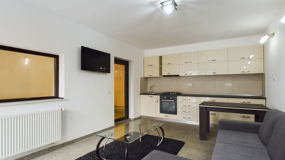 Vilă de lux cu două locuințe, în Dumbrăvița – Locație Excelentă! - Poză 30