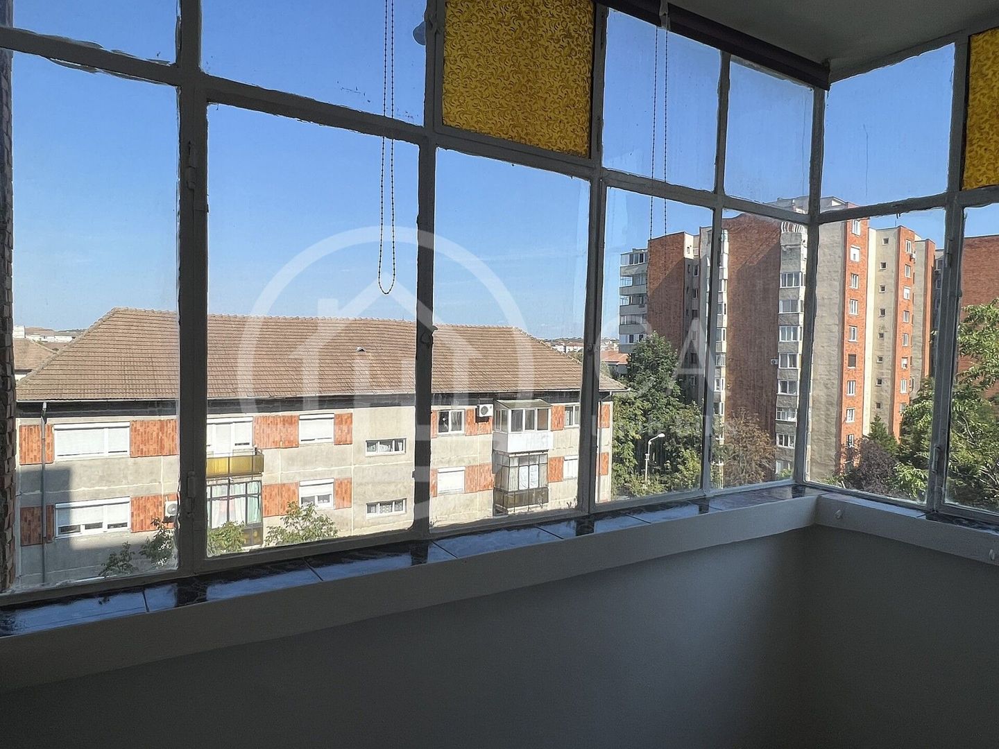 Apartament cu 3 camere de inchiriat zona Decebal Oradea - Poză 11