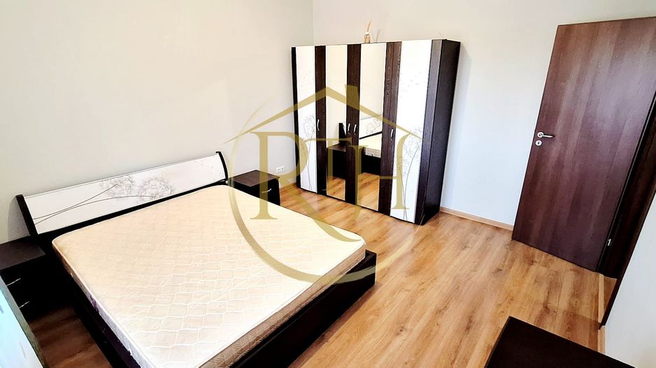 Oferim spre inchiriere, Casa-Duplex cu 4 camere in Dumbravita aproape de Lidl - Poză 13