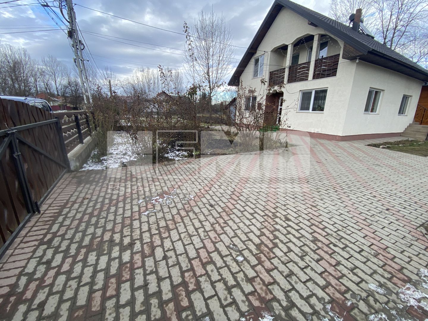 Duplex Familiar | Gramesti | 210 MP - Poză 1