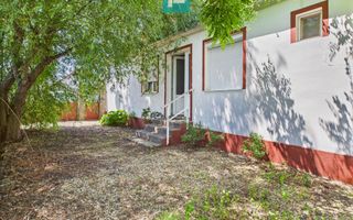 Casă de vacanță mobilată și utilată la Miniș - Poză 18