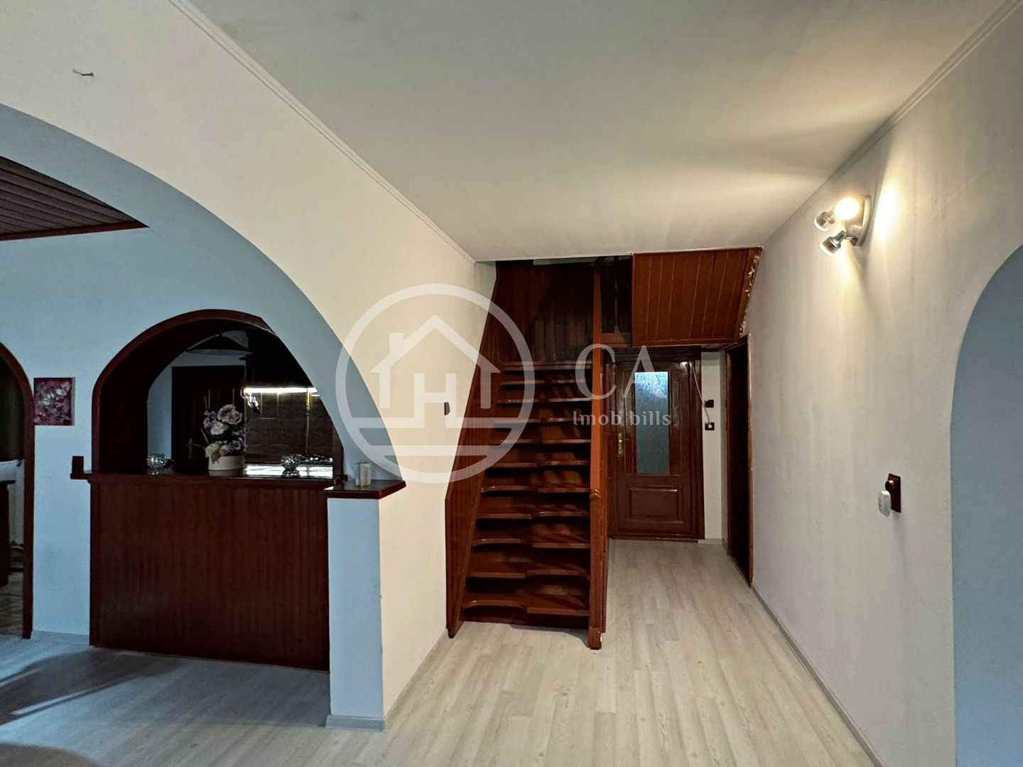 Casă de vânzare cu 4 camere si teren de 1000 mp in Salard, Bihor - Poză 21