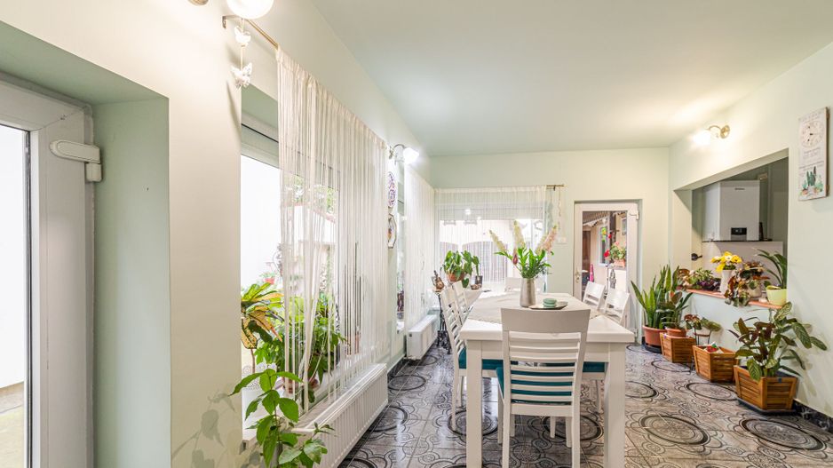 REZERVAT!  Preț fix redus!Casă multifamilială zona Pârneava - Poză 7