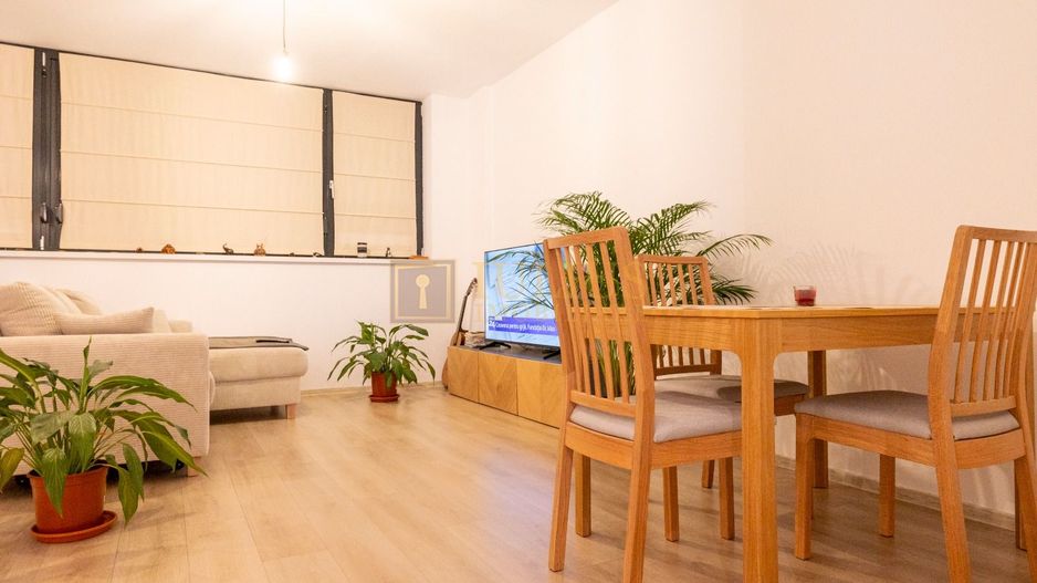 Apartament nou de inchiriat, 71 mp, 3 camere + parcare, XCity Tower 2 - Poză 7