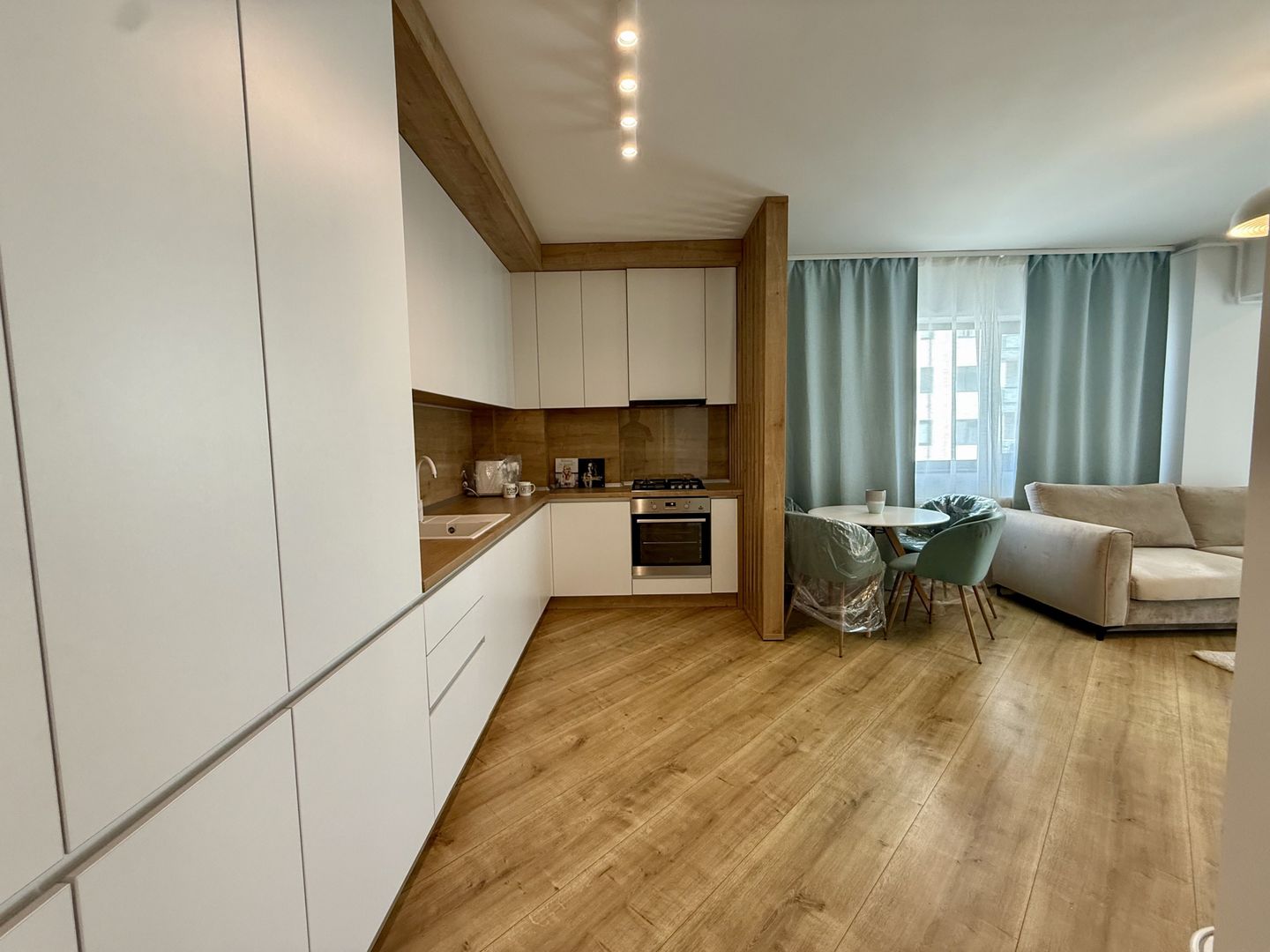 Apartament 3 Camere | INCHIRIERE | 4 City North | Loc de parcare - Poză 3