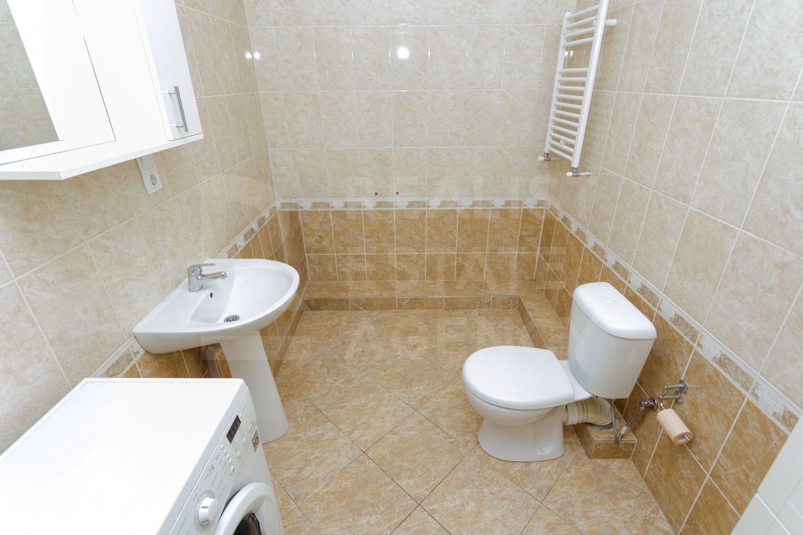 Vânzare, apartament, 3 camere, str. Valea Trandafirilor, Centru - Poză 10