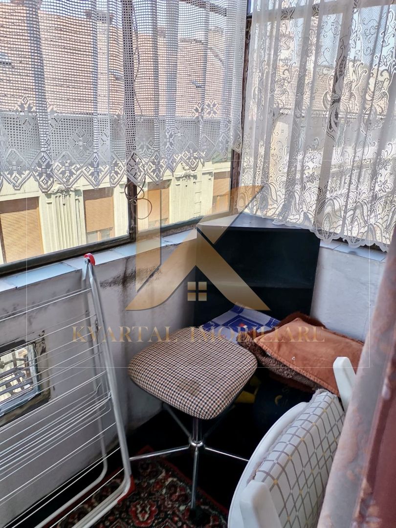 Apartament generos cu 4 camere , zona Centrală! - Poză 4