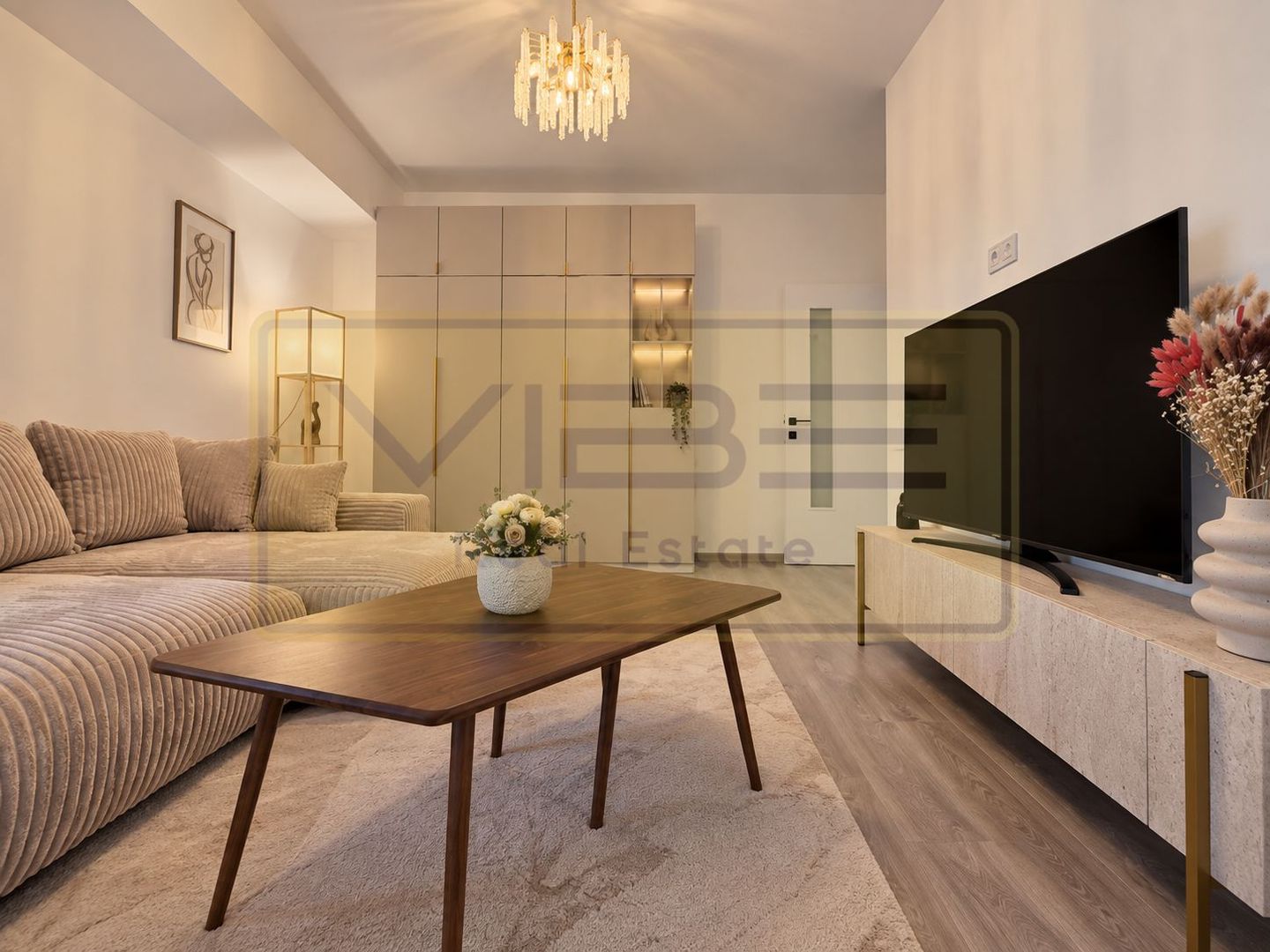 Copou- 3 camere 2 bai- decomandat- modern- parcare subterana - Poză 2
