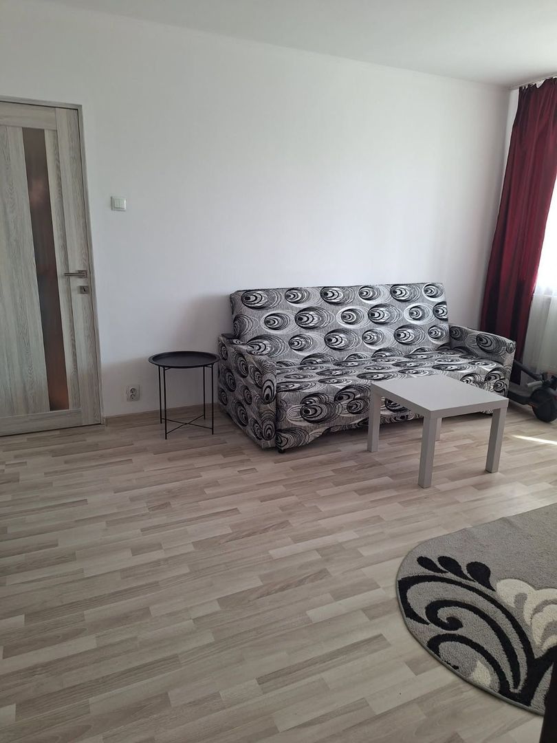 De inchiriat apartament 2 camere in zona Lizeanu - Poză 4