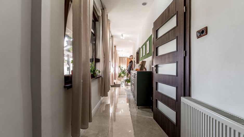 Casa renovata 4 camere - Sanicolau Mic - COMISION 0 - Poză 4