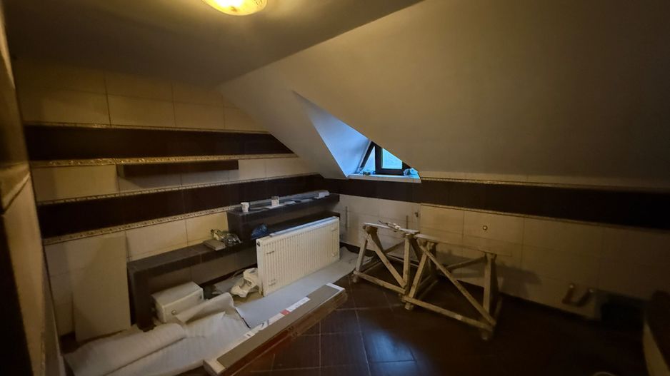 CASA DE INCHIRIAT RADAUTI | IDEAL PENTRU CRESA DE COPII | - Poză 17