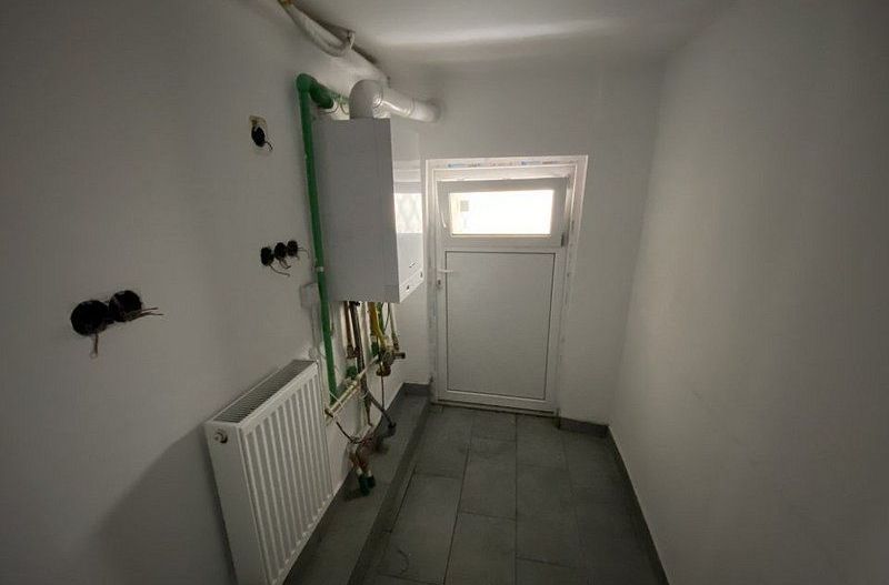 Spatiu comercial in centrul Brasovului - Poză 7