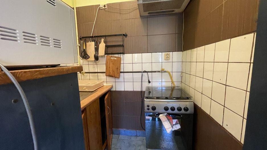 Apartament cu 2 camere in bloc de cărămidă , etajul 1 - Poză 13