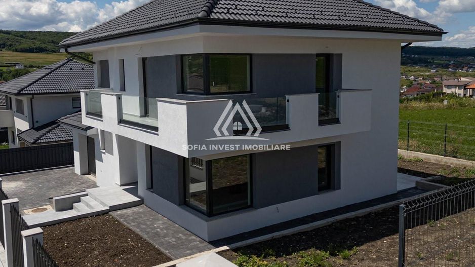 🏡 Casă individuala Semifinisată în Chinteni Liniște Spațiu Priveliste - Poză 2