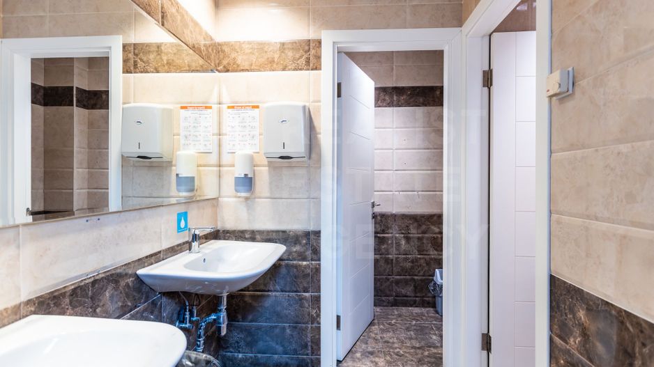 Vânzare , oficiu,  613mp, str. Alba Iulia , Buiucani. - Poză 24