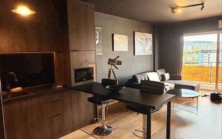 Apartament cu terasă 9 mp, parcare subterană, Iulius Mall. - Poză 1