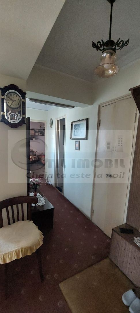 APARTAMENT 2 CAMERE DECOMANDAT PODU DE FIER 90000 EURO - Poză 1