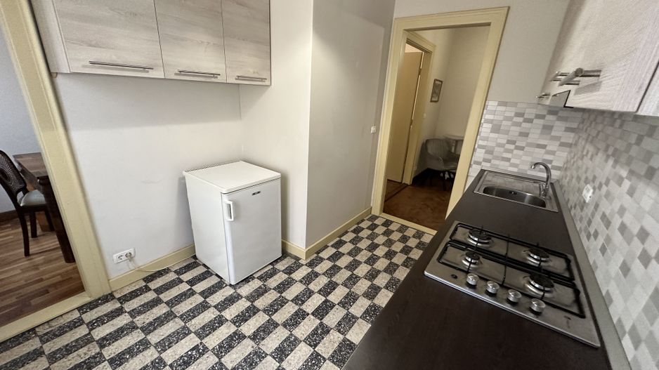 Apartament in vila zona Popa Sapca - Poză 5