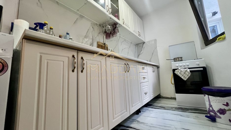 Casa **8 camere** // Domenii - Poză 8