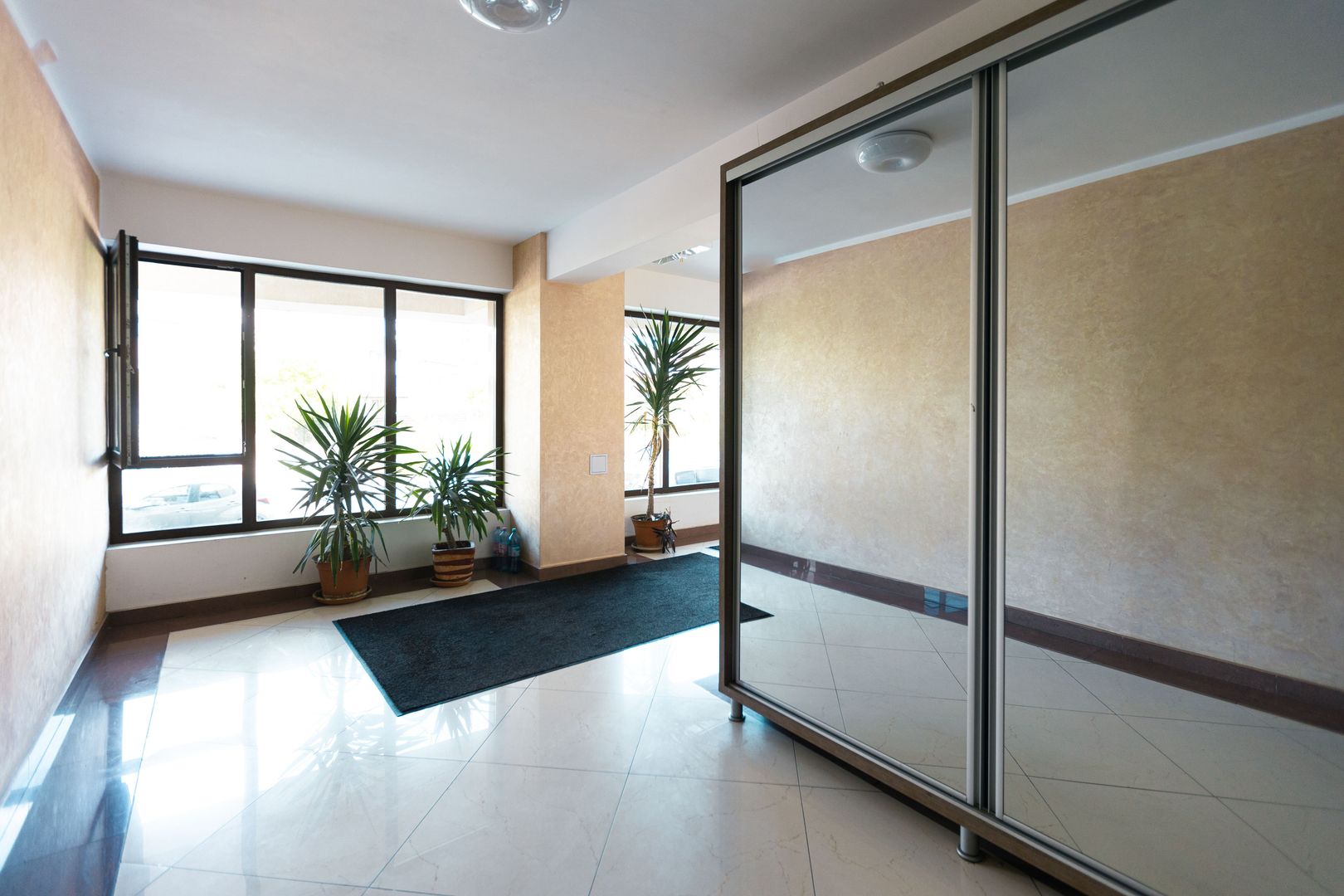 APARTAMENT 2 CAMERE | PALAS MALL - Poză 15