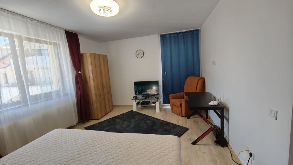 Apartament 2 camere mobilat si utilat modern str, N Labis - Poză 2