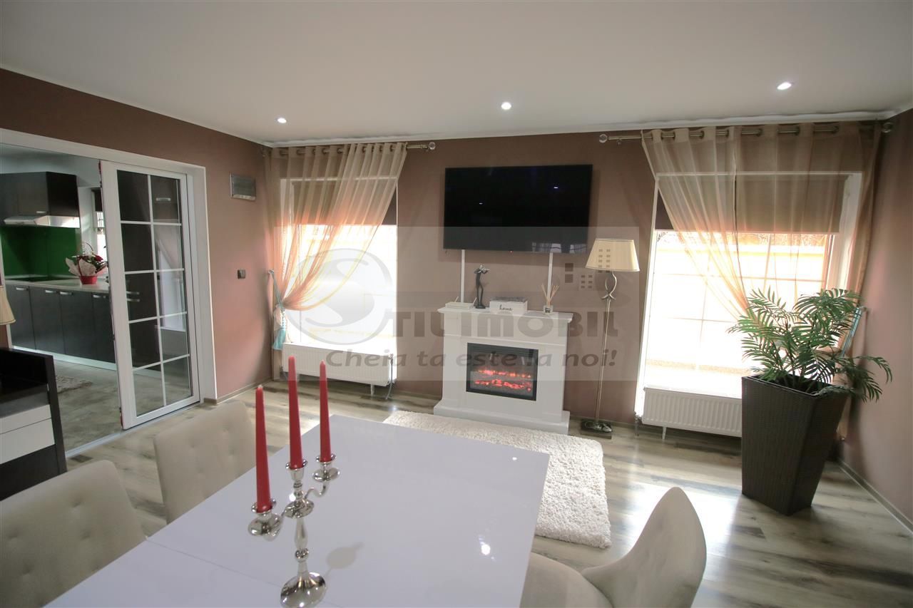 MIROSLAVA CASA EXCLUSIVISTA LA CHEIE LUX STIL MEDITERANEAN MOBILATA - Poză 11