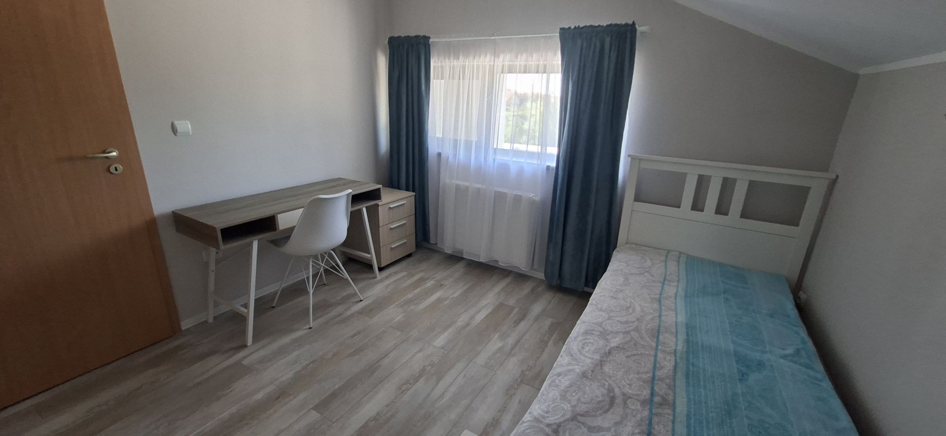 Casă de închiriat în Dumbravita – 3 dormitoare si garaj - Poză 23