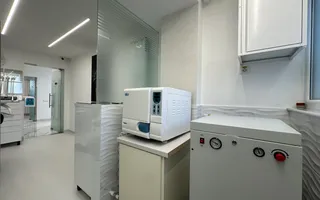 Clinica Stomatologica Premium – 2 Cabinete Complet Utilate – Metrou - Poză 13