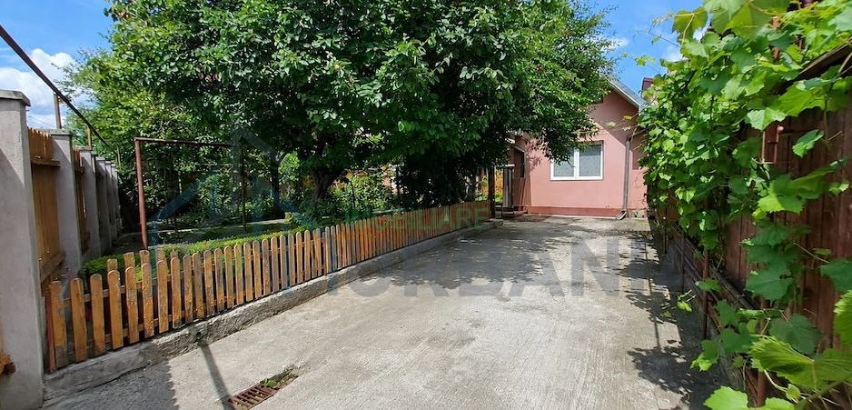 Teren 366 mp cu construcții în zona centrală a Iașului, acces direct din stradă - Poză 7
