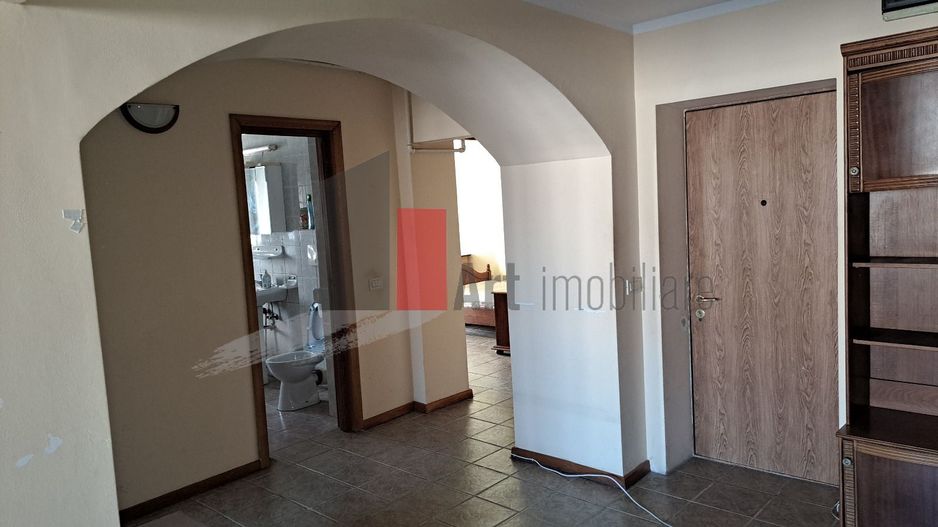 Vand apartament 3 camere pta alba iulia - Poză 5