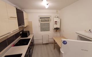 Apartament 3 camere Decomndat RENOVAT–  vis-a-vis de Palas Mall - Poză 9