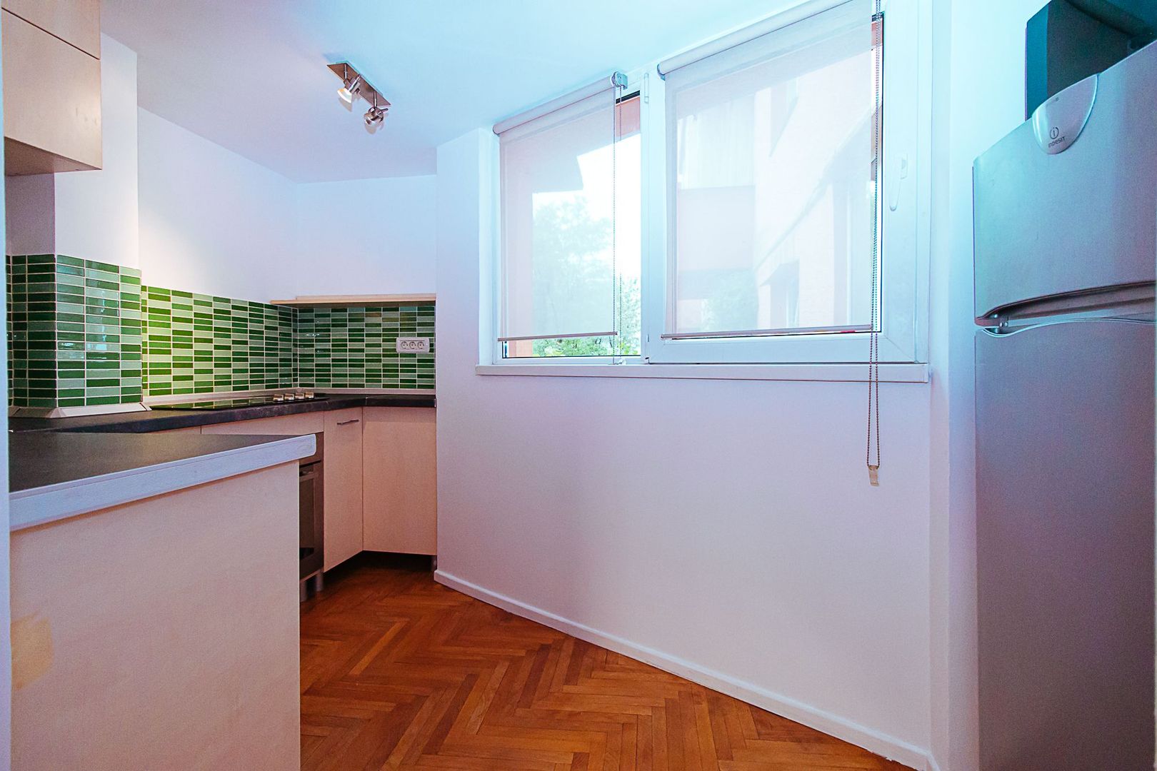 Comision 0% -  2 camere si jumatate, pretabile locuintă sau birouri - Poză 8